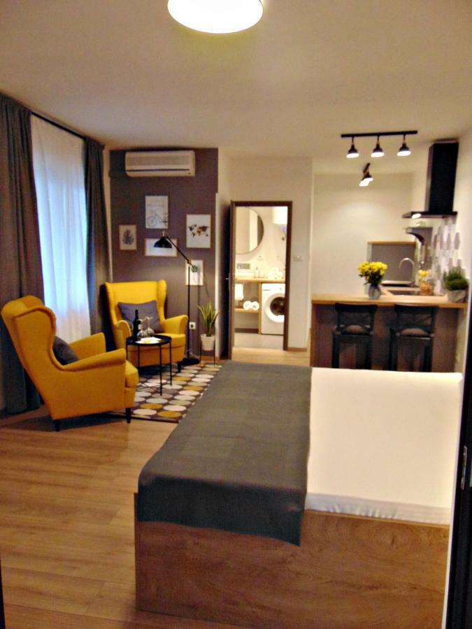 Apartments Glam 포레치 외부 사진