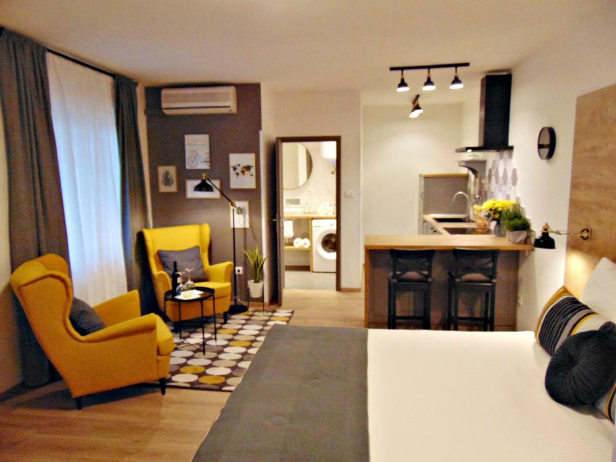 Apartments Glam 포레치 외부 사진